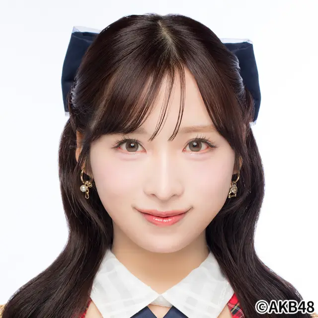 小栗有以