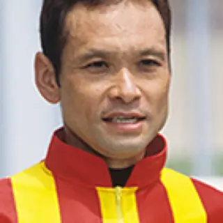 江田照男