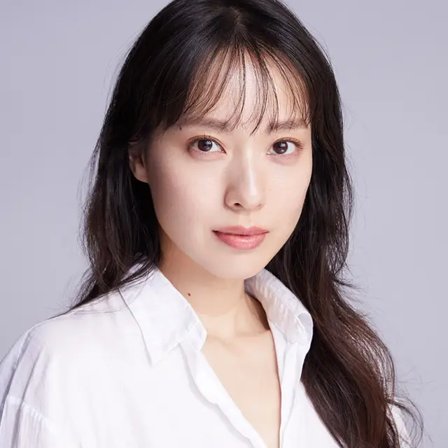 戸田恵梨香