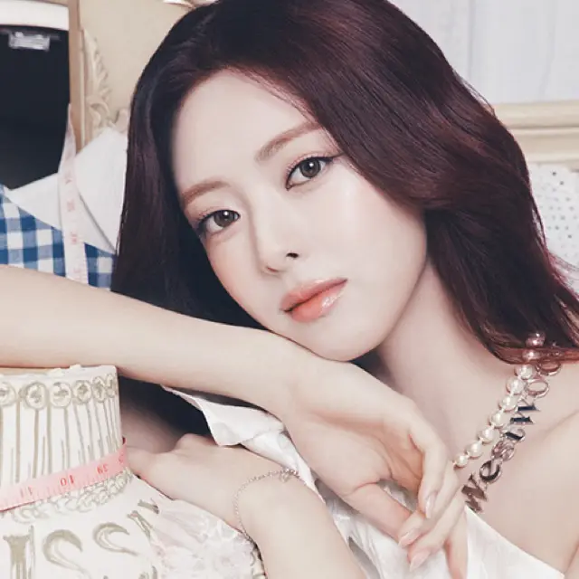 ユナ（ITZY）の写真