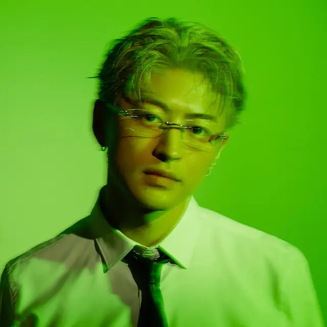 佐野玲於