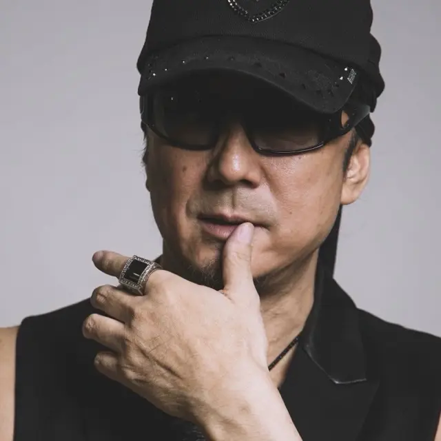 黒田崇矢