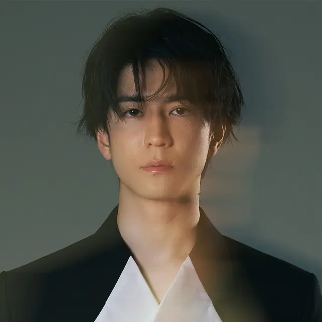 中島裕翔