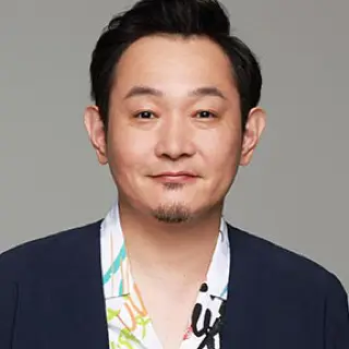 西堀亮