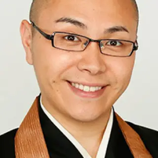 石田芳道