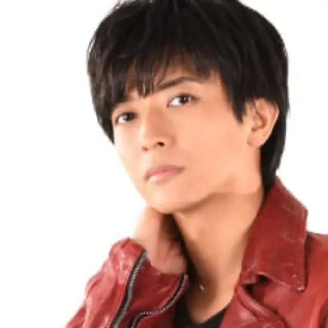 森本亮治