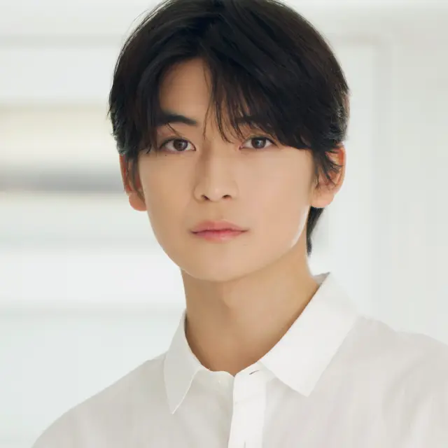 高橋文哉