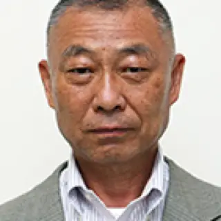 石栗龍彦